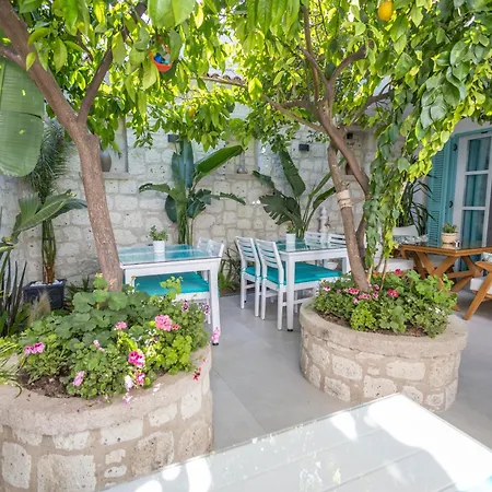 Hotel Kairos